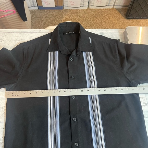 A(X)IST Button Down Strip Collar Shirt Medium - Picture 7 of 8